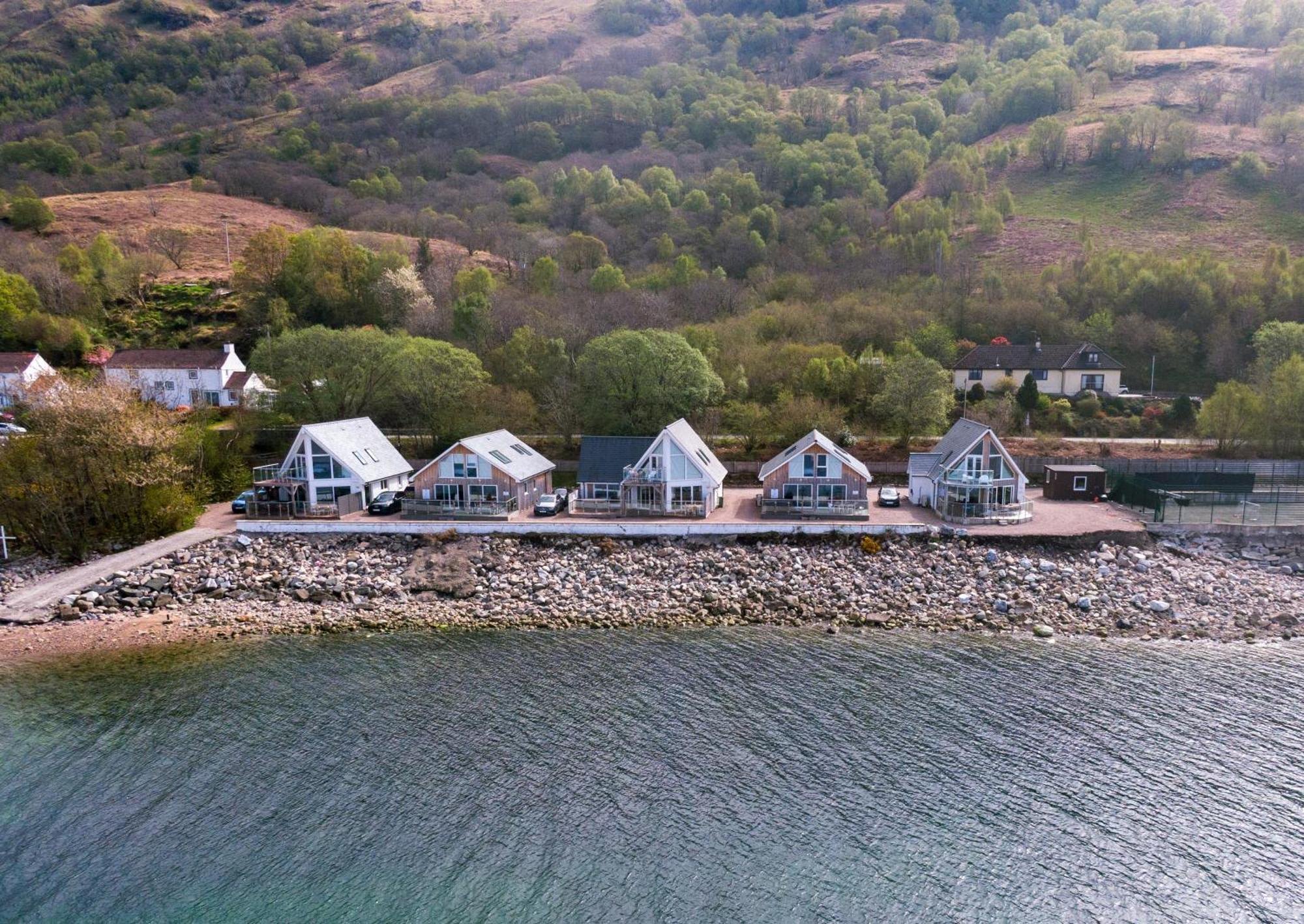 Beach Houses With Hot Tubs Glencoe Exterior photo